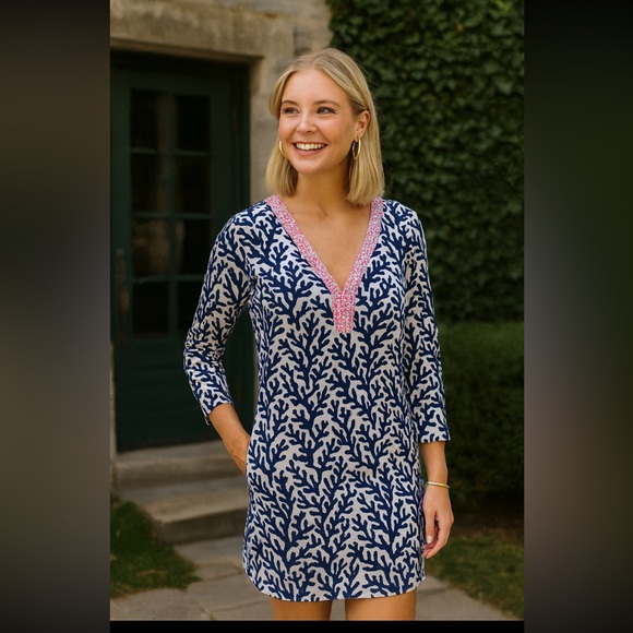 Lilly Pulitzer Dresses & Skirts - Lilly Pulitzer Navy and Pink Midi Dress